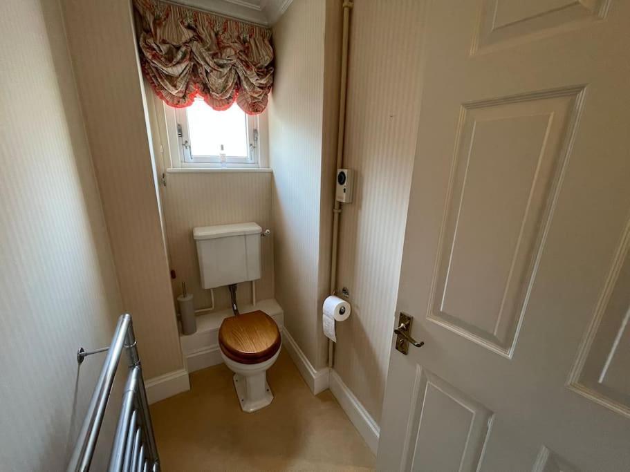 Circus Mews Townhouse:2 Beds:2 En-Suite Baths:Parking:City Centre:Quiet Area Buitenkant foto